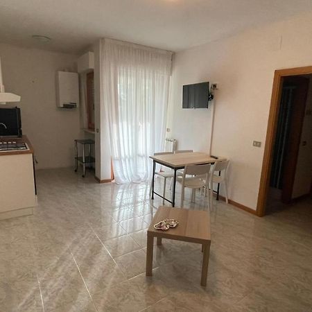Smart And Sea Gardens Apartment Tortoreto Exterior photo
